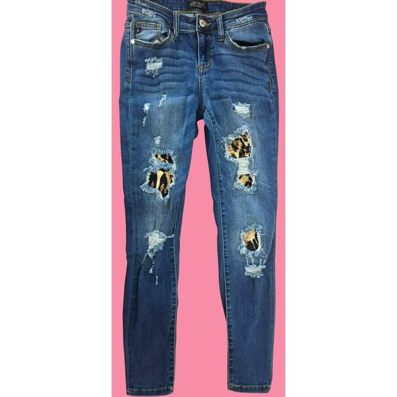 Judy Blue Distressed Skinny Fit Jeans 3/26 (28 x 28.5) - Leopard Print Patches - Picture 2 of 11